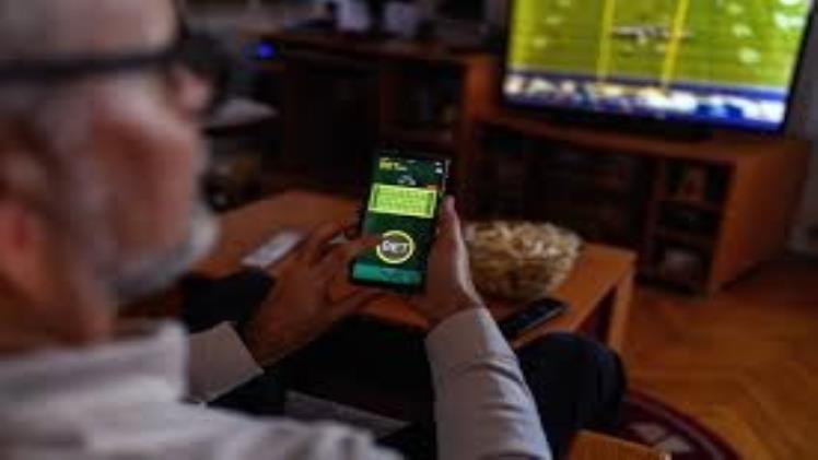 The Psychology of Risk in Online Sports Games: Building Safer Budget Habits